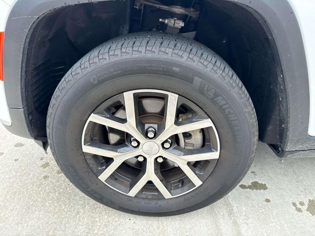 2025 Jeep Grand Cherokee L Limited 4x4