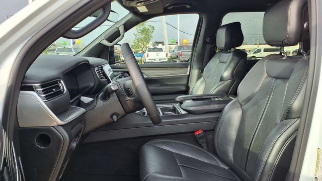 2024 Jeep Wagoneer L Series II 4x2