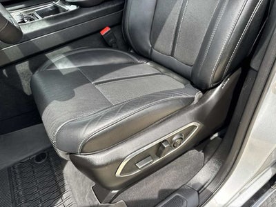 2024 Jeep Wagoneer L Series II 4x2