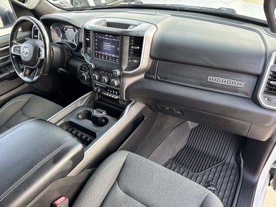 2020 RAM 1500 Big Horn Crew Cab 4x4 5'7' Box