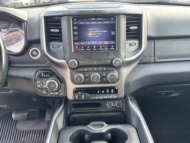 2020 RAM 1500 Big Horn Crew Cab 4x4 5'7' Box