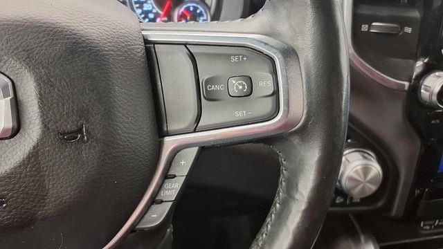 2020 RAM 1500 Laramie Crew Cab 4x4 5'7' Box