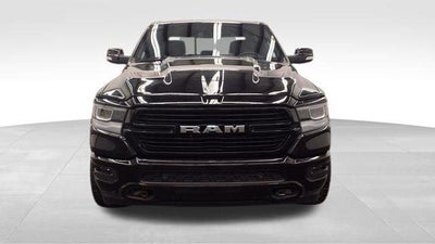 2020 RAM 1500 Laramie Crew Cab 4x4 5'7' Box