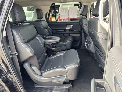 2025 Ford Expedition Platinum MAX