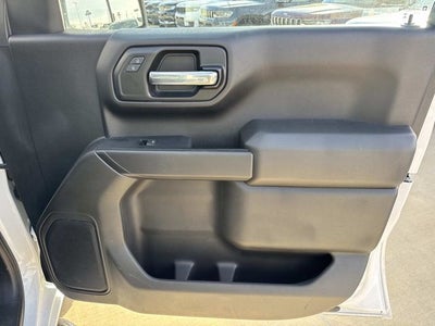 2022 Chevrolet Silverado 1500 2WD Crew Cab Short Bed Custom