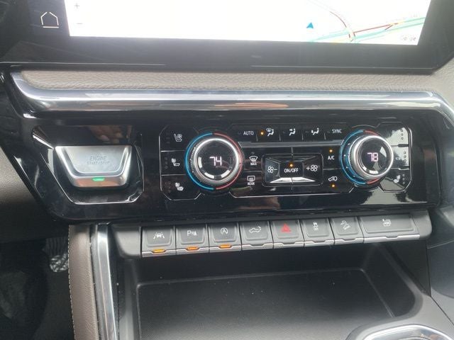 2023 GMC Sierra 1500 4WD Crew Cab Short Box Denali
