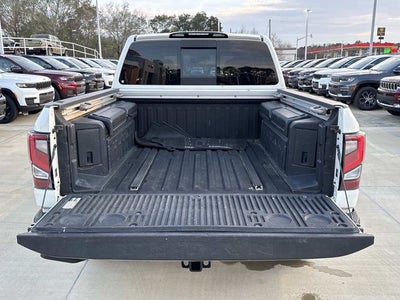 2020 Nissan TITAN Crew Cab Platinum Reserve 4x4