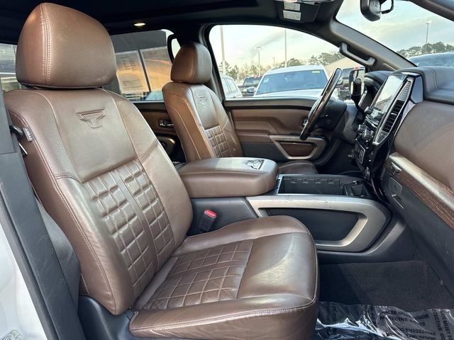 2020 Nissan TITAN Crew Cab Platinum Reserve 4x4