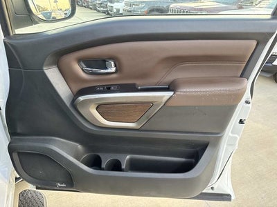 2020 Nissan TITAN Crew Cab Platinum Reserve 4x4