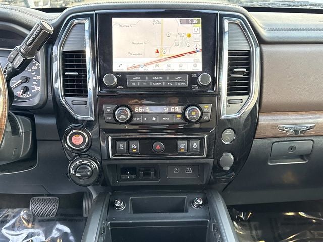 2020 Nissan TITAN Crew Cab Platinum Reserve 4x4
