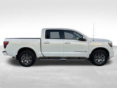 2020 Nissan TITAN Crew Cab Platinum Reserve 4x4