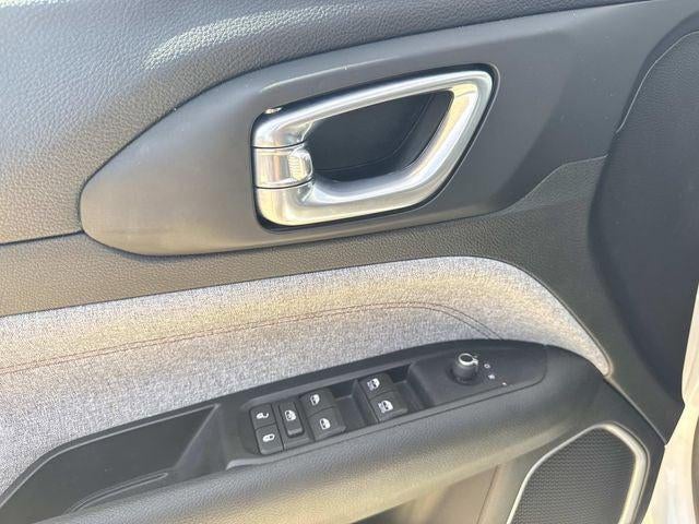 2022 Jeep Compass Latitude Lux 4x4