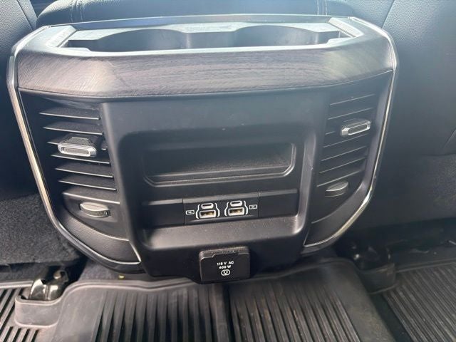2025 RAM 2500 Laramie Crew Cab 4x4 6'4' Box