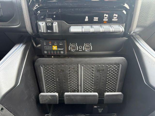 2025 RAM 2500 Laramie Crew Cab 4x4 6'4' Box