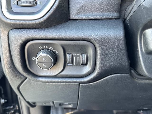 2021 RAM 2500 Laramie Crew Cab 4x4 6'4' Box