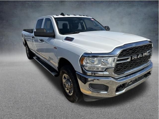 2019 RAM 2500 Tradesman Crew Cab 4x4 8' Box