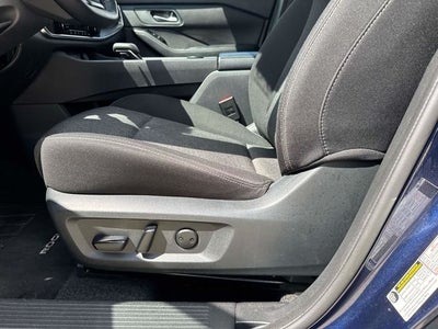 2025 Nissan Rogue SV Intelligent AWD