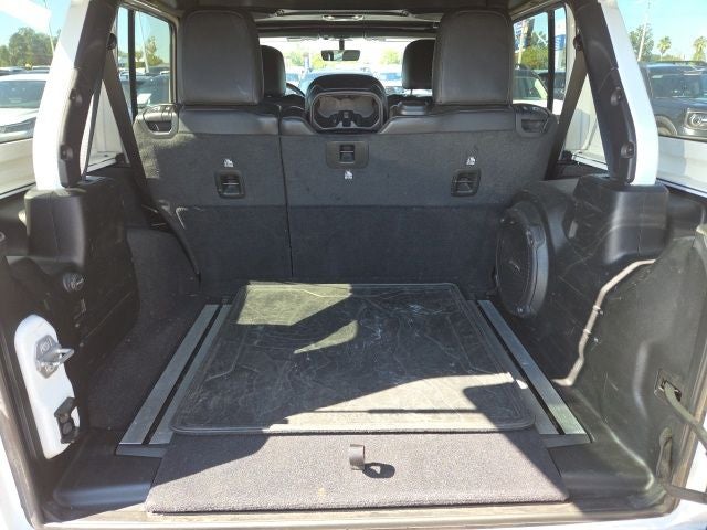 2020 Jeep Wrangler Unlimited Sahara Altitude