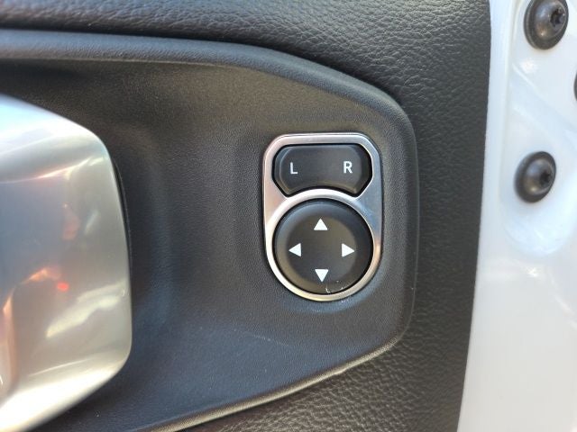 2020 Jeep Wrangler Unlimited Sahara Altitude