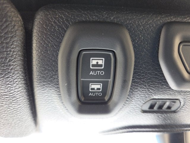 2020 Jeep Wrangler Unlimited Sahara Altitude