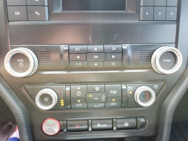 2021 Ford Mustang EcoBoost