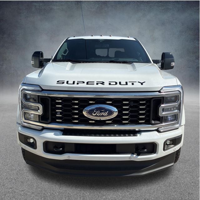2025 Ford F-450SD Platinum DRW