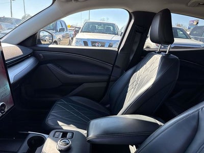 2022 Ford Mustang Mach-E Select