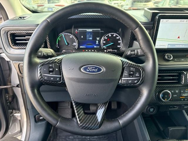 2023 Ford Maverick Lariat