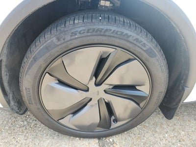 2026 Tesla Model Y Long Range