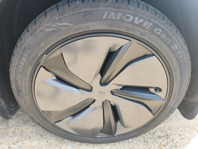 2026 Tesla Model Y Long Range