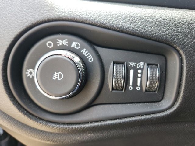 2023 Jeep Renegade Altitude