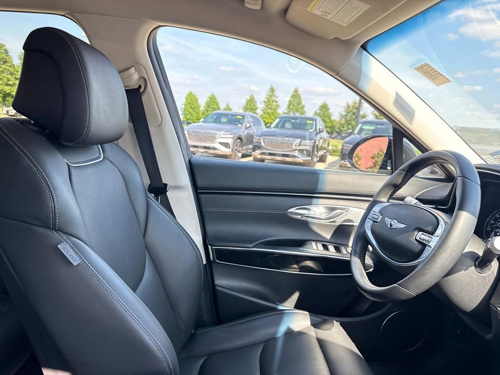 2024 Genesis GV70 2.5T