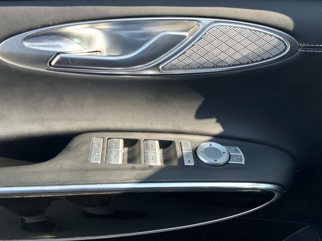 2024 Genesis GV70 2.5T