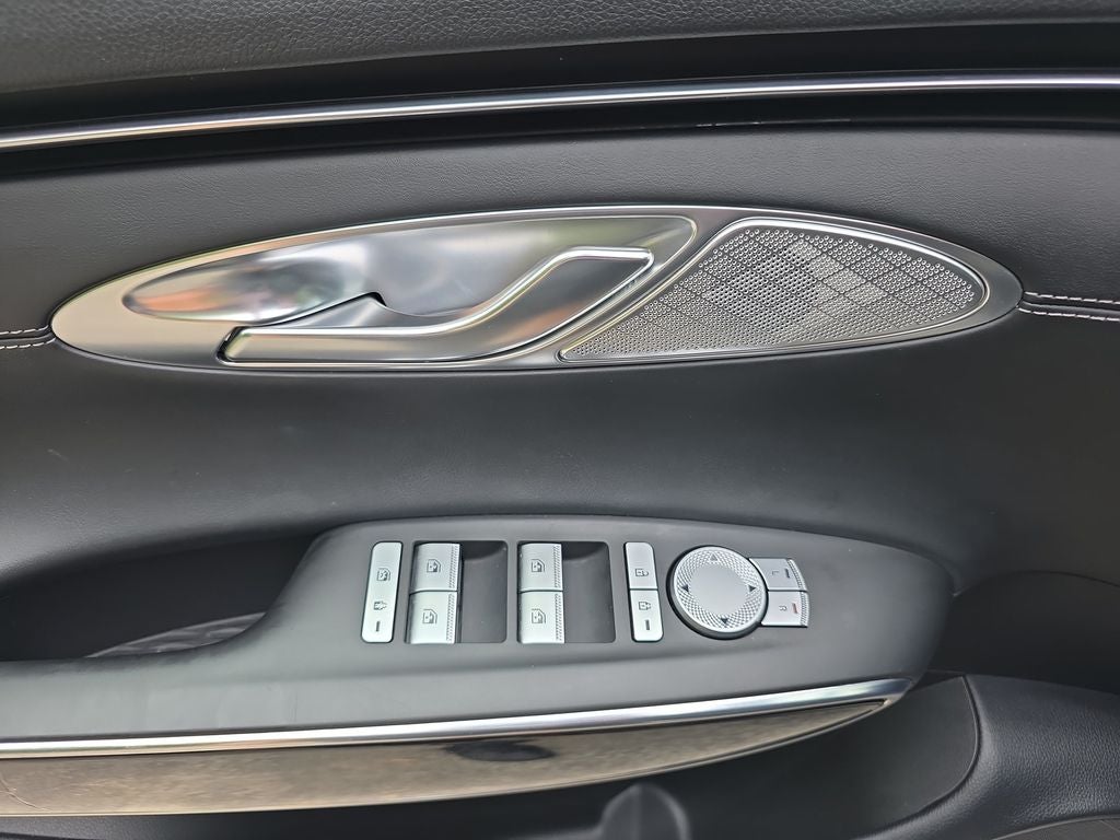 2025 Genesis GV70 2.5T