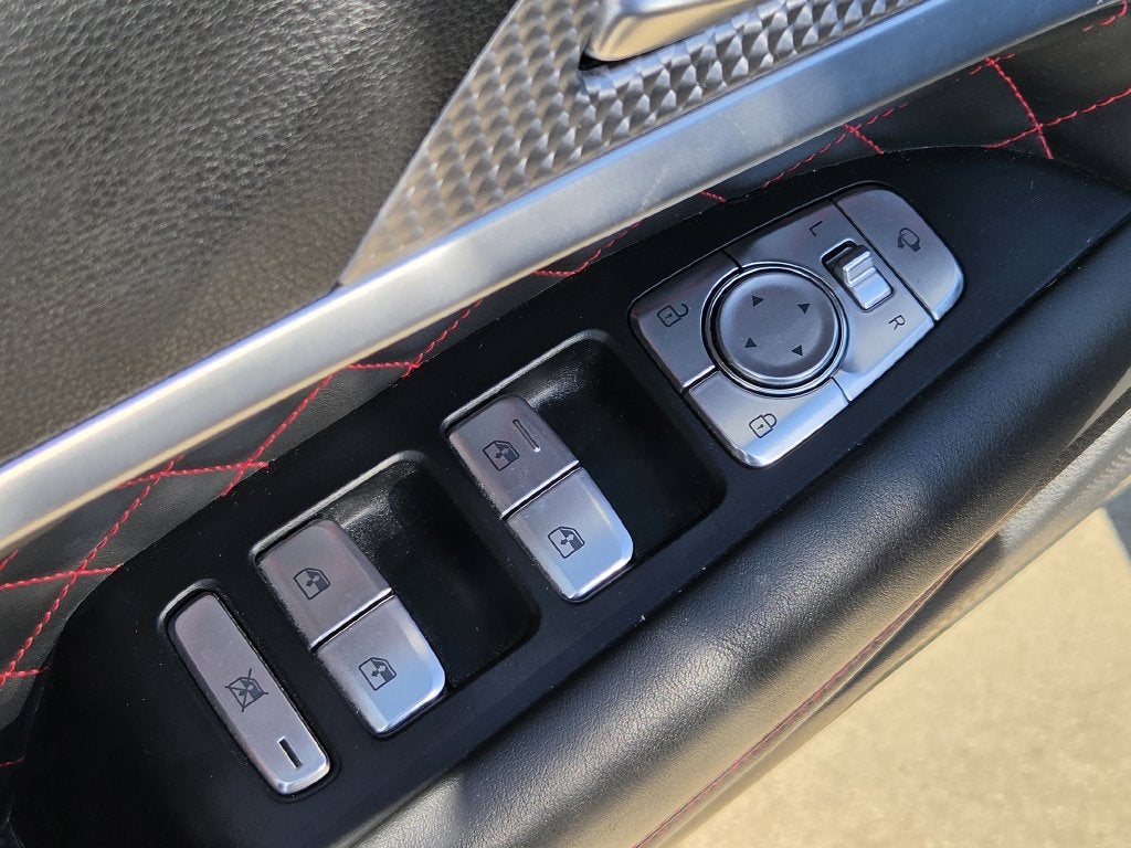 2023 Genesis G70 3.3T