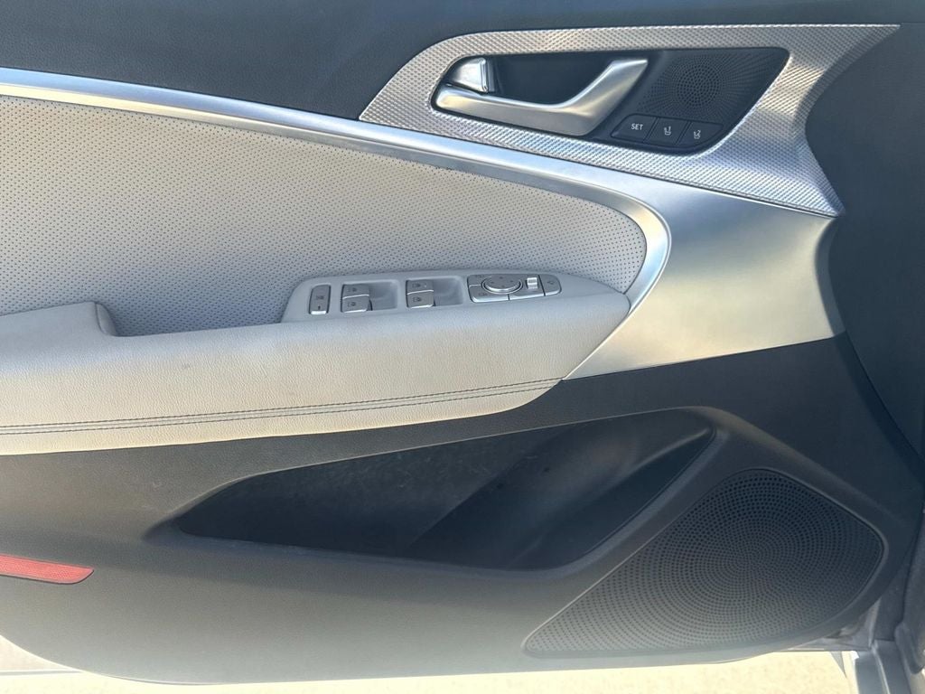 2019 Genesis G70 3.3T Advanced