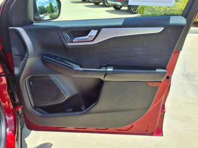 2025 Ford Escape Platinum