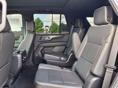 2025 GMC Yukon Elevation