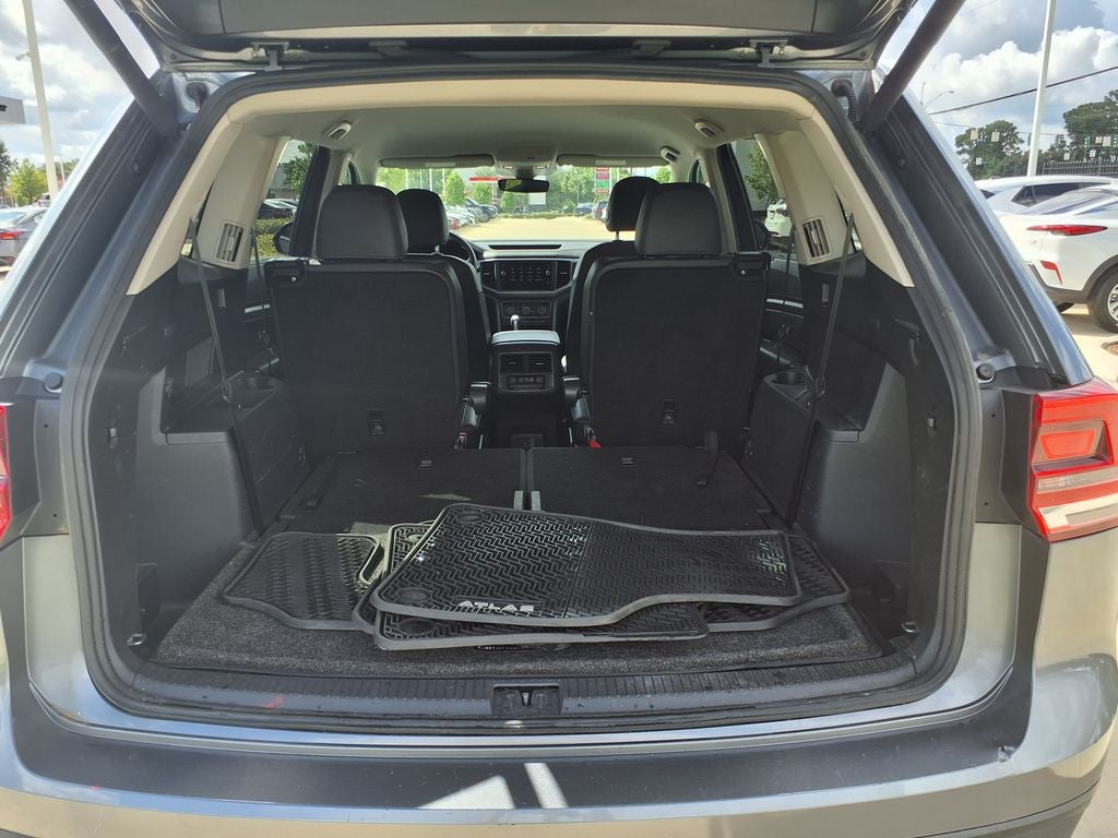 2019 Volkswagen Atlas 2.0T SE w/Technology w/Technology
