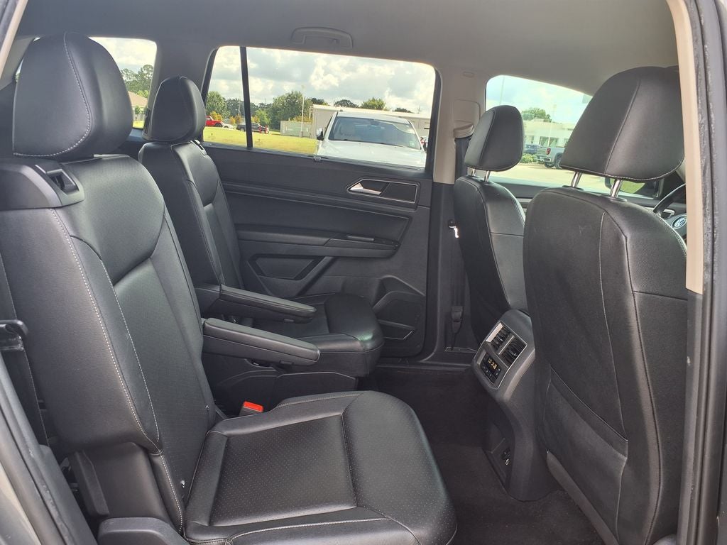 2019 Volkswagen Atlas 2.0T SE w/Technology w/Technology