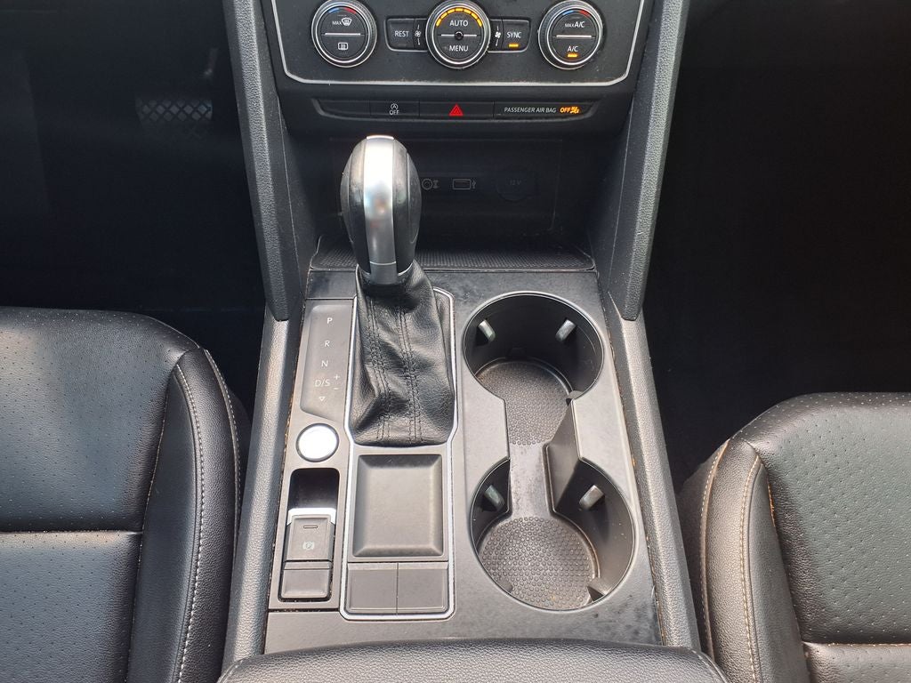 2019 Volkswagen Atlas 2.0T SE w/Technology w/Technology