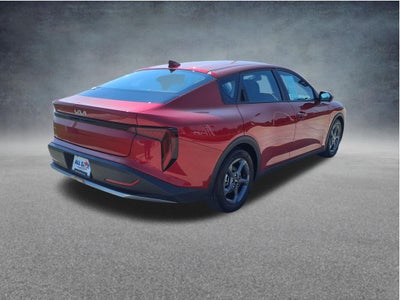 2025 Kia K4 LXS