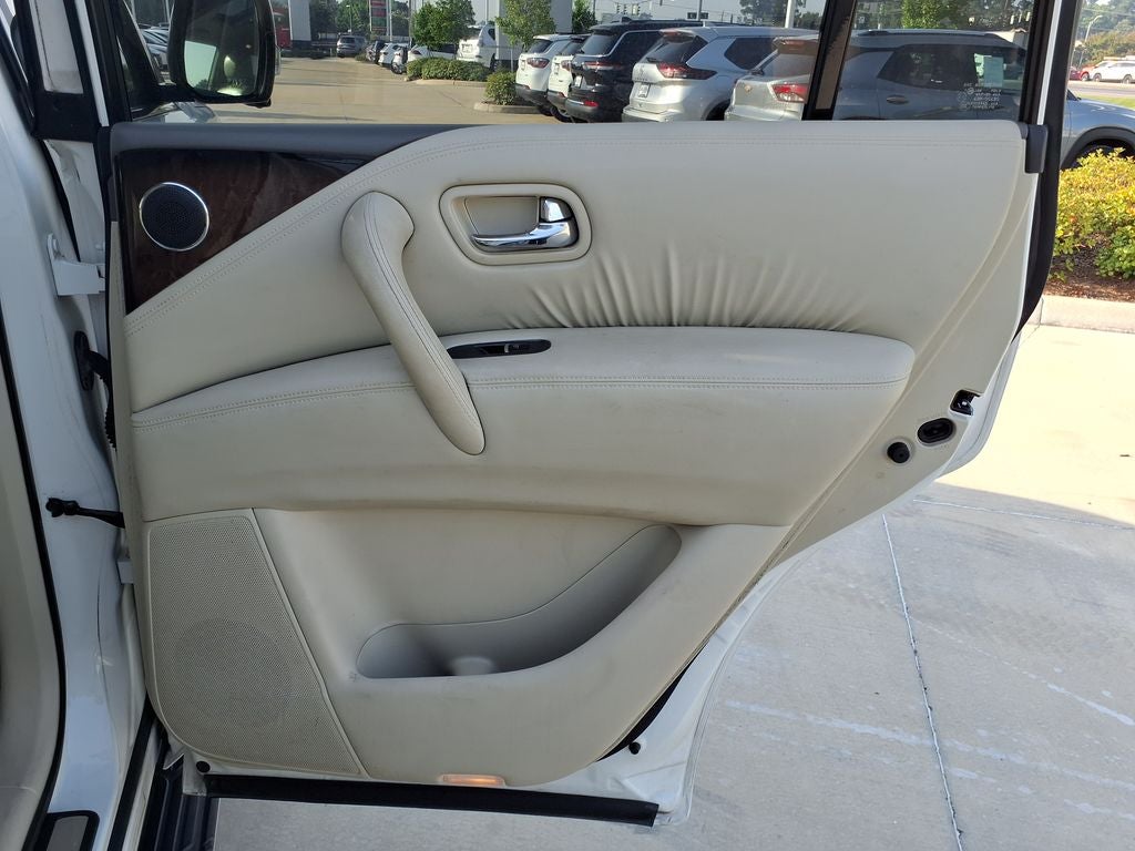 2013 INFINITI QX56 Base