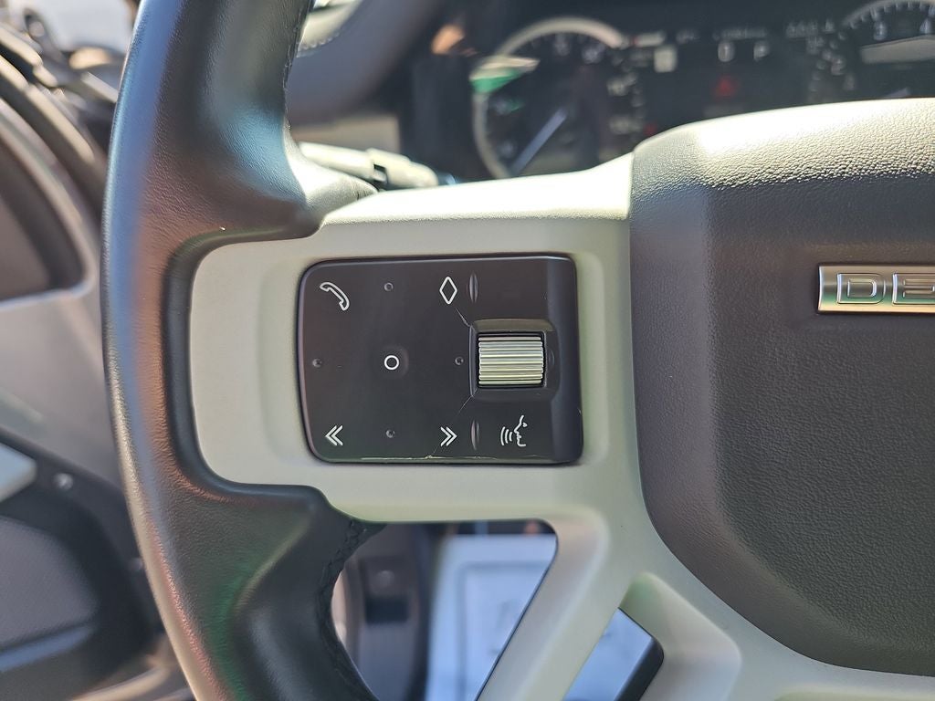 2023 Land Rover Defender 110 SE