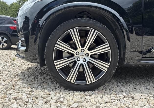 2024 Volvo XC90 B6 Plus Bright Theme 6-Seater