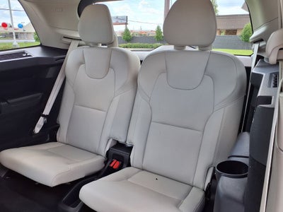 2025 Volvo XC90 B6 Plus 6-Seater