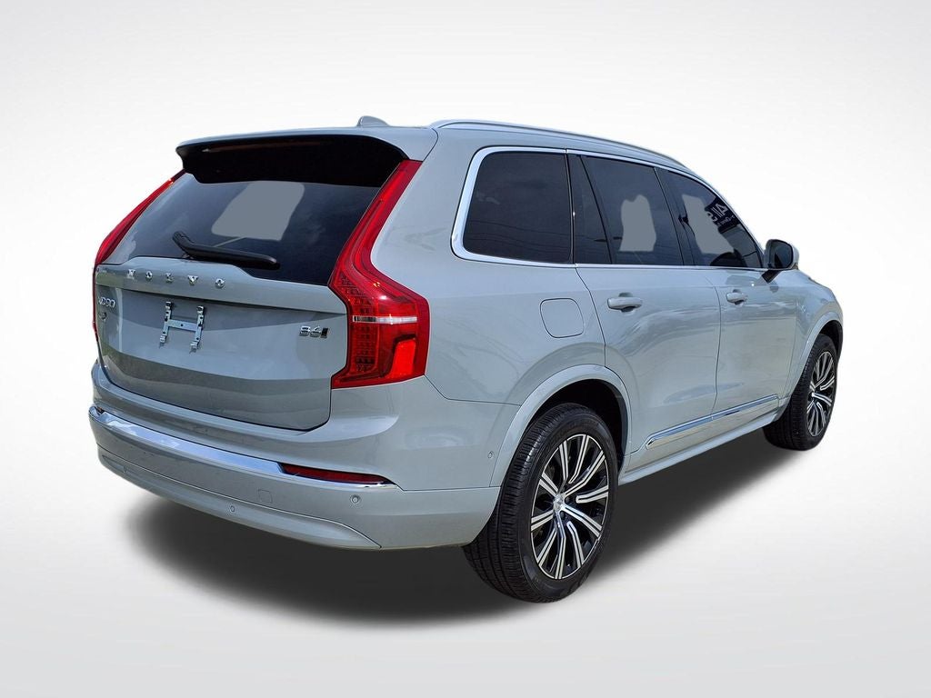 2024 Volvo XC90 B6 Plus Bright Theme