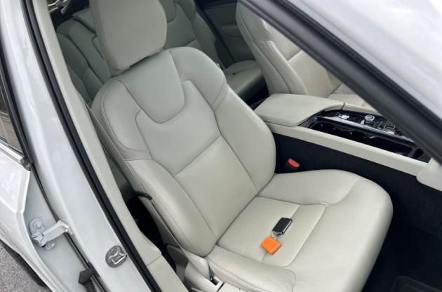 2023 Volvo XC90 B6 Plus 7-Seater