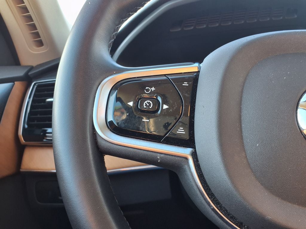 2023 Volvo XC90 B6 Plus 7-Seater
