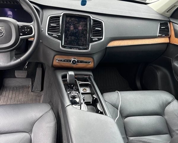 2023 Volvo XC90 B6 Plus 7-Seater